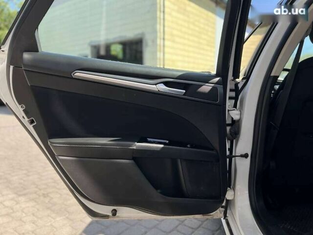 Форд Фьюжн, объемом двигателя 0 л и пробегом 75 тыс. км за 12900 $, фото 19 на Automoto.ua