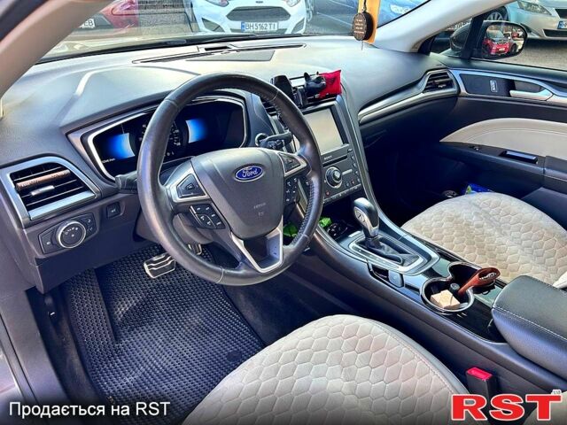 Форд Фьюжн, объемом двигателя 2 л и пробегом 172 тыс. км за 14700 $, фото 5 на Automoto.ua