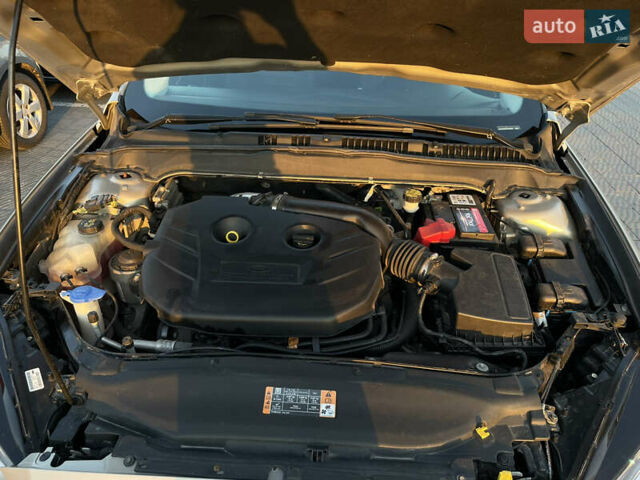 Форд Фьюжн, объемом двигателя 2 л и пробегом 210 тыс. км за 8500 $, фото 22 на Automoto.ua