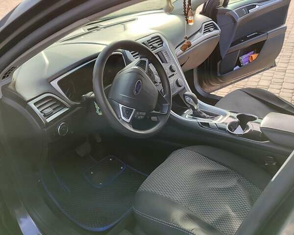 Форд Фьюжн, объемом двигателя 2.5 л и пробегом 156 тыс. км за 9500 $, фото 4 на Automoto.ua