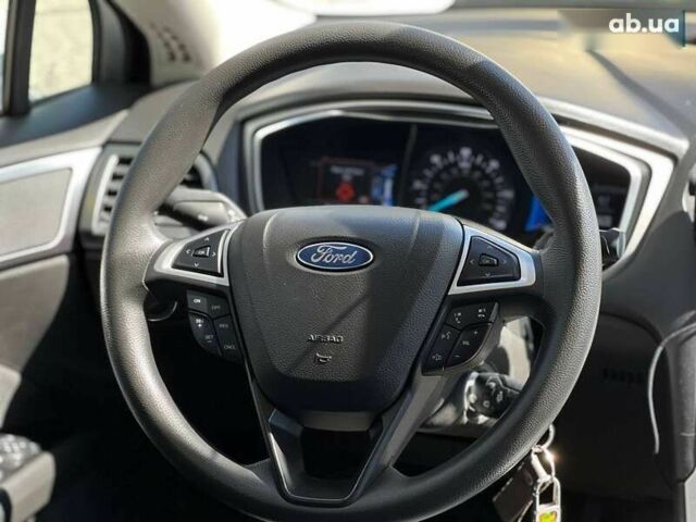 Форд Фьюжн, объемом двигателя 0 л и пробегом 75 тыс. км за 12900 $, фото 8 на Automoto.ua