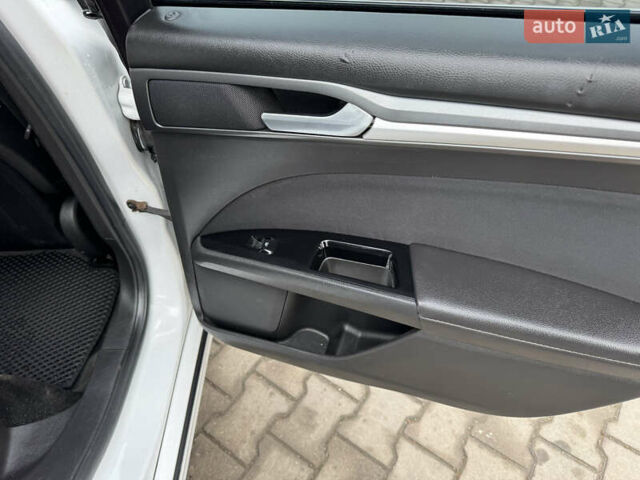 Форд Фьюжен, об'ємом двигуна 2.5 л та пробігом 250 тис. км за 8650 $, фото 20 на Automoto.ua