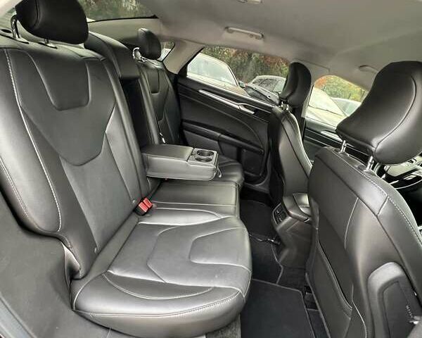 Форд Фьюжн, объемом двигателя 2 л и пробегом 167 тыс. км за 11200 $, фото 7 на Automoto.ua