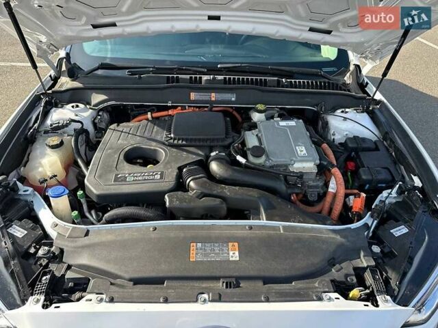 Форд Фьюжн, объемом двигателя 2 л и пробегом 105 тыс. км за 13500 $, фото 1 на Automoto.ua