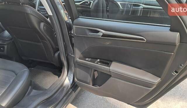 Форд Фьюжн, объемом двигателя 2 л и пробегом 85 тыс. км за 12300 $, фото 11 на Automoto.ua