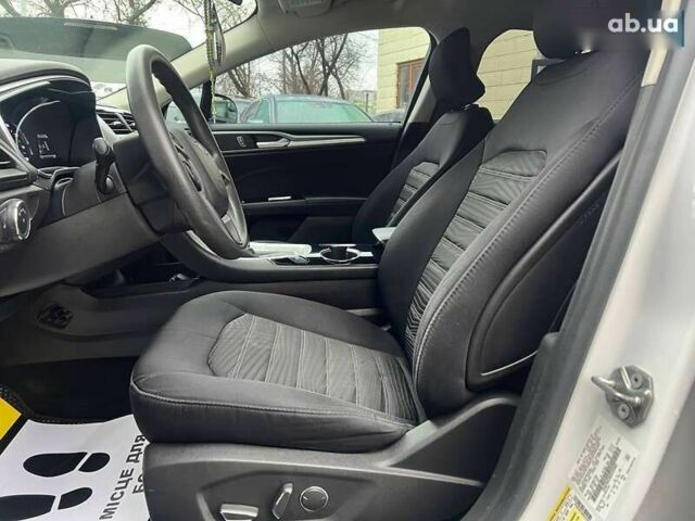 Форд Фьюжн, объемом двигателя 2.5 л и пробегом 151 тыс. км за 11200 $, фото 9 на Automoto.ua