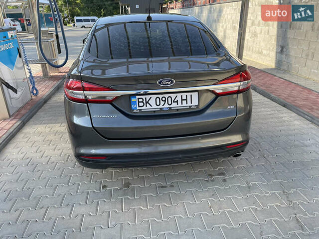 Форд Фьюжен, об'ємом двигуна 2.49 л та пробігом 172 тис. км за 10700 $, фото 4 на Automoto.ua
