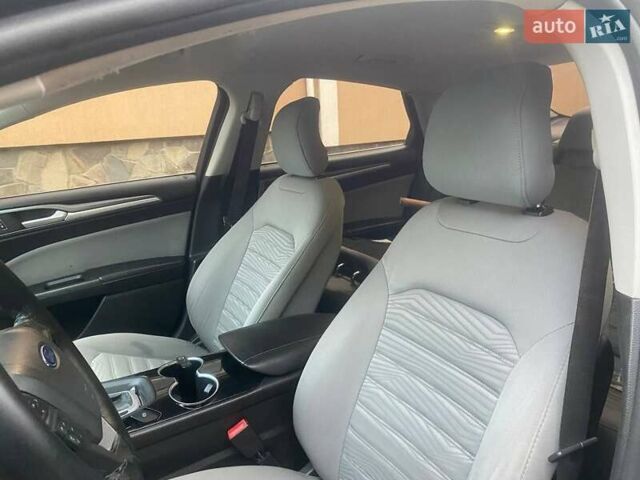 Форд Фьюжн, объемом двигателя 2.5 л и пробегом 148 тыс. км за 8500 $, фото 7 на Automoto.ua