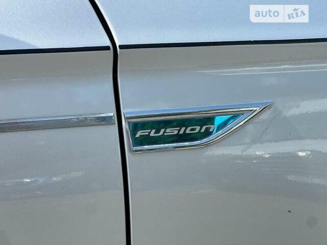 Форд Фьюжн, объемом двигателя 2 л и пробегом 212 тыс. км за 13990 $, фото 12 на Automoto.ua