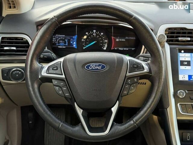 Форд Фьюжн, объемом двигателя 0 л и пробегом 74 тыс. км за 15900 $, фото 25 на Automoto.ua
