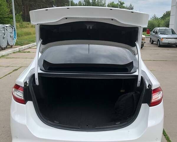 Форд Фьюжн, объемом двигателя 0 л и пробегом 123 тыс. км за 11600 $, фото 6 на Automoto.ua