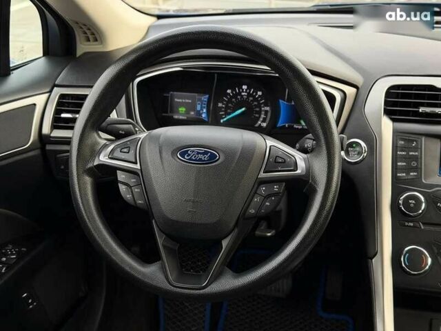 Форд Фьюжн, объемом двигателя 0 л и пробегом 156 тыс. км за 12300 $, фото 24 на Automoto.ua