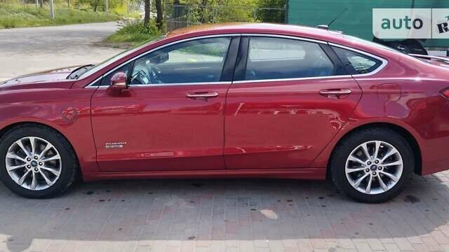 Форд Фьюжн, объемом двигателя 2 л и пробегом 93 тыс. км за 16000 $, фото 4 на Automoto.ua