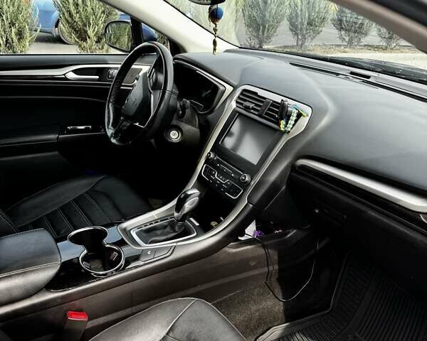 Форд Фьюжн, объемом двигателя 1.5 л и пробегом 125 тыс. км за 10400 $, фото 6 на Automoto.ua