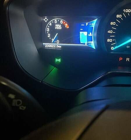 Форд Фьюжн, объемом двигателя 2 л и пробегом 240 тыс. км за 11000 $, фото 13 на Automoto.ua