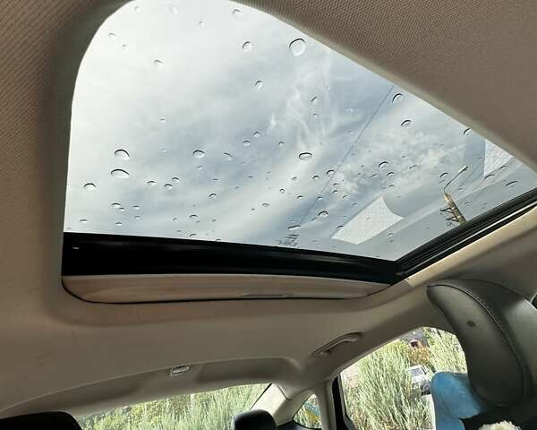 Форд Фьюжн, объемом двигателя 1.5 л и пробегом 125 тыс. км за 10400 $, фото 11 на Automoto.ua