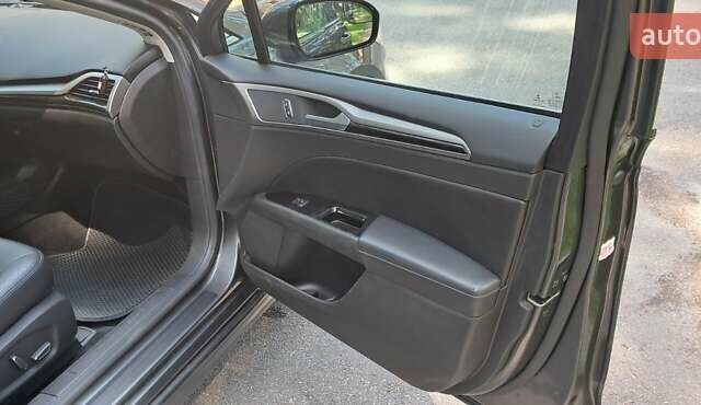 Форд Фьюжн, объемом двигателя 2 л и пробегом 85 тыс. км за 12300 $, фото 10 на Automoto.ua