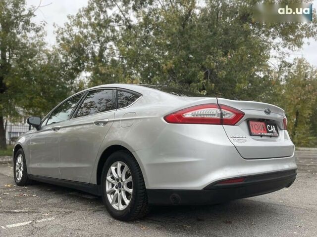 Форд Фьюжн, объемом двигателя 0 л и пробегом 242 тыс. км за 7800 $, фото 12 на Automoto.ua