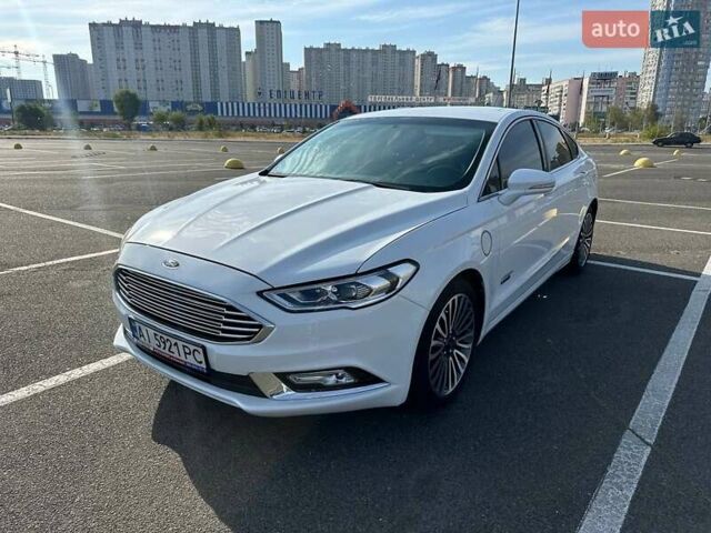 Форд Фьюжн, объемом двигателя 2 л и пробегом 105 тыс. км за 13500 $, фото 7 на Automoto.ua