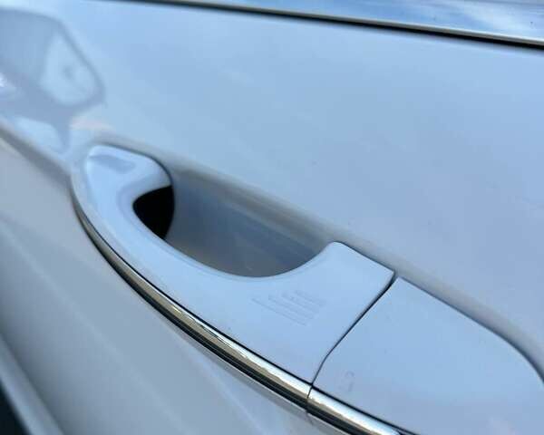 Форд Фьюжн, объемом двигателя 2 л и пробегом 105 тыс. км за 13500 $, фото 12 на Automoto.ua