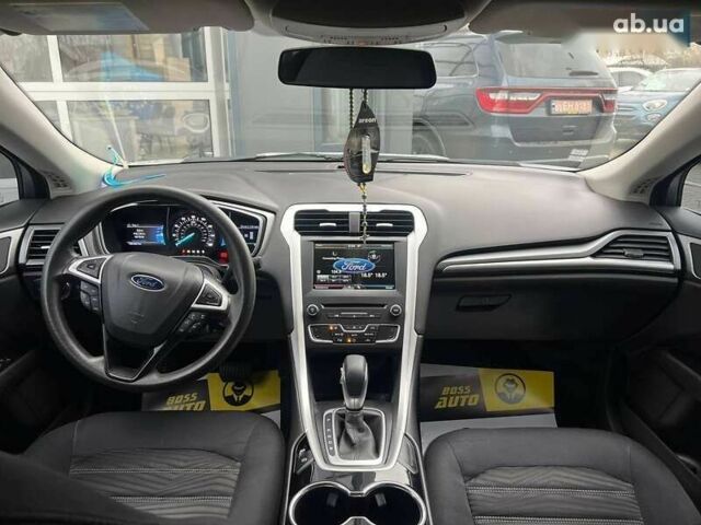 Форд Фьюжн, объемом двигателя 2.5 л и пробегом 151 тыс. км за 11200 $, фото 11 на Automoto.ua