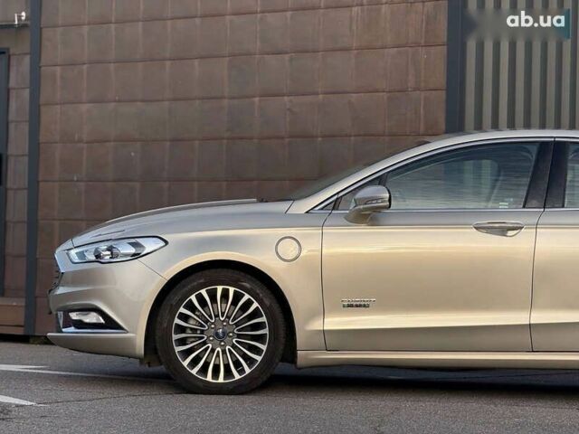 Форд Фьюжн, объемом двигателя 0 л и пробегом 74 тыс. км за 15900 $, фото 12 на Automoto.ua