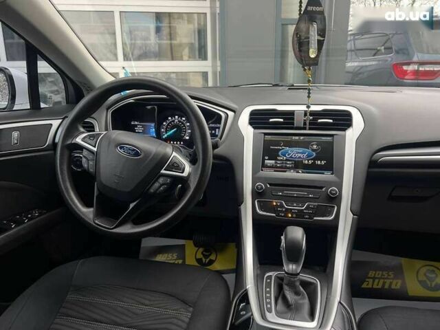 Форд Фьюжн, объемом двигателя 2.5 л и пробегом 151 тыс. км за 11200 $, фото 13 на Automoto.ua