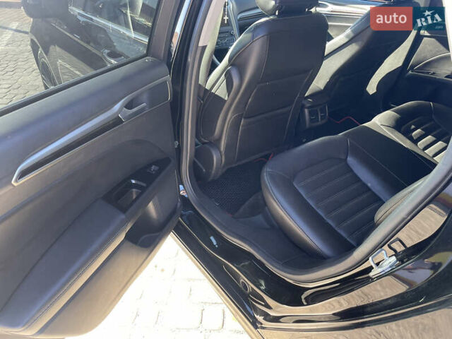 Форд Фьюжн, объемом двигателя 2 л и пробегом 218 тыс. км за 11200 $, фото 9 на Automoto.ua