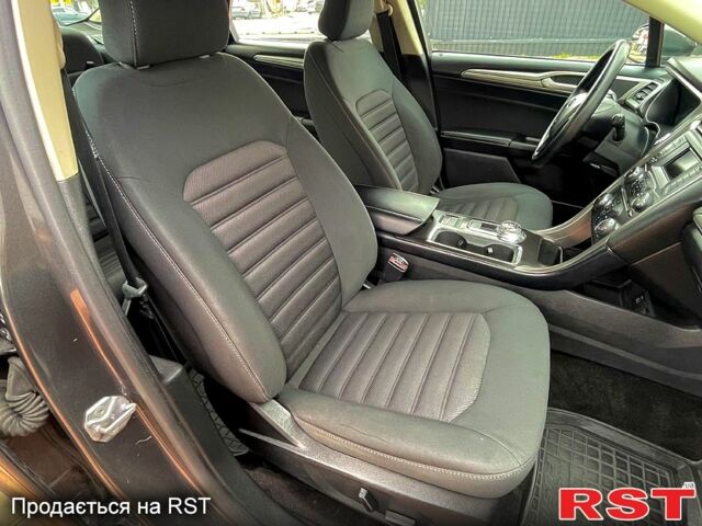 Форд Фьюжн 2017 в Одессе на Automoto.ua Форд Фьюжн, объемом двигателя 2.5 л и пробегом 119 тыс. км за 10400 $, фото 6 на Automoto.ua