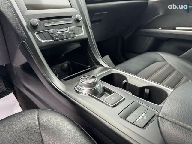 Форд Фьюжен, об'ємом двигуна 0 л та пробігом 143 тис. км за 15500 $, фото 12 на Automoto.ua