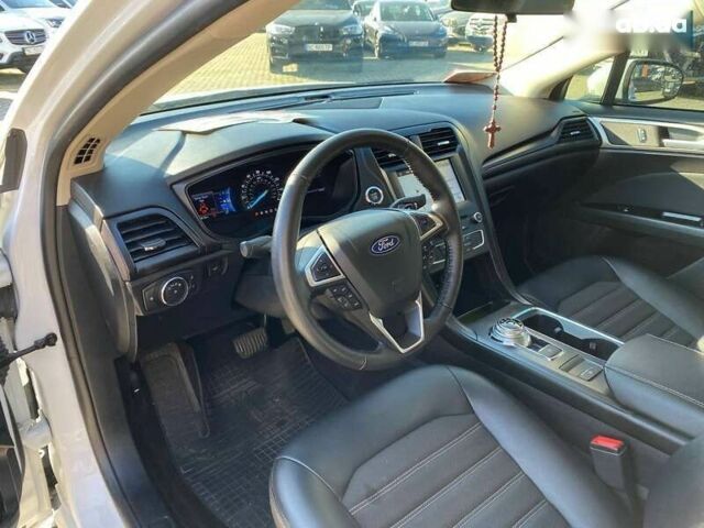 Форд Фьюжн, объемом двигателя 1.5 л и пробегом 14 тыс. км за 13600 $, фото 9 на Automoto.ua