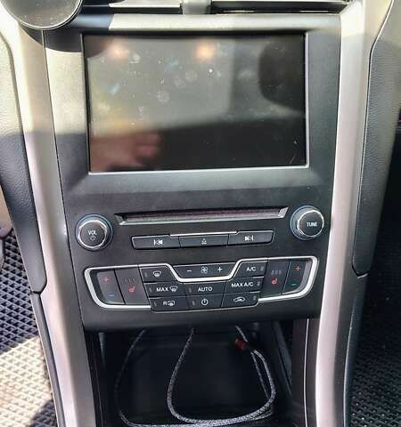 Форд Фьюжн, объемом двигателя 0 л и пробегом 195 тыс. км за 15499 $, фото 25 на Automoto.ua