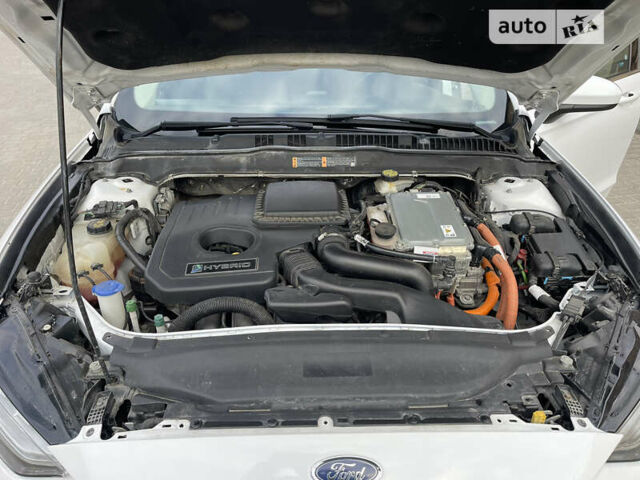 Форд Фьюжен, об'ємом двигуна 2 л та пробігом 197 тис. км за 13600 $, фото 23 на Automoto.ua