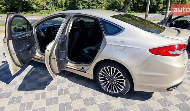 Форд Фьюжн, объемом двигателя 2 л и пробегом 43 тыс. км за 14900 $, фото 7 на Automoto.ua