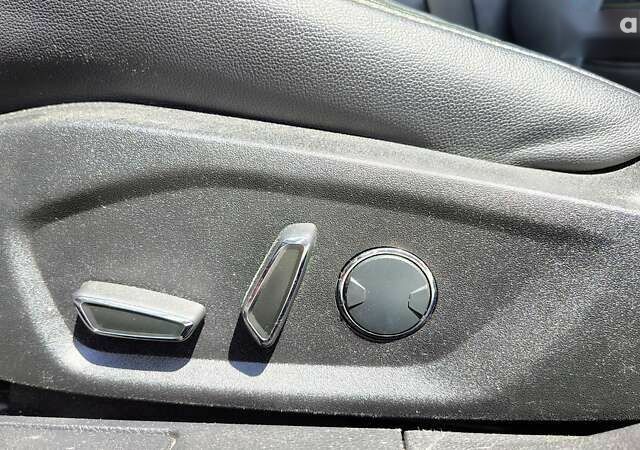 Форд Фьюжн, объемом двигателя 0 л и пробегом 195 тыс. км за 15499 $, фото 23 на Automoto.ua