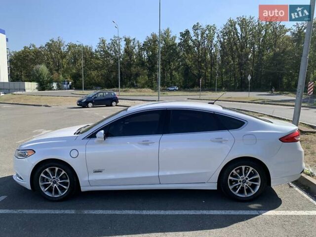 Форд Фьюжн, объемом двигателя 2 л и пробегом 164 тыс. км за 12599 $, фото 6 на Automoto.ua