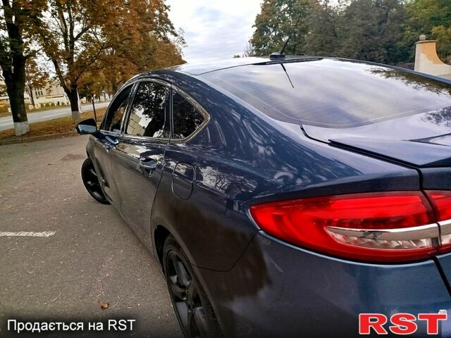 Форд Фьюжен, об'ємом двигуна 2 л та пробігом 230 тис. км за 8900 $, фото 3 на Automoto.ua