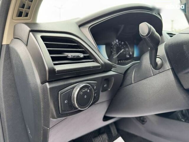 Форд Фьюжен, об'ємом двигуна 0 л та пробігом 143 тис. км за 15500 $, фото 10 на Automoto.ua