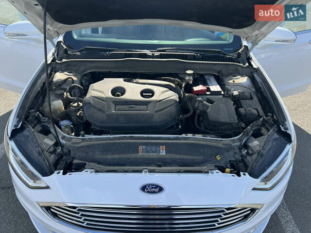 Форд Фьюжен, об'ємом двигуна 2 л та пробігом 91 тис. км за 14000 $, фото 3 на Automoto.ua