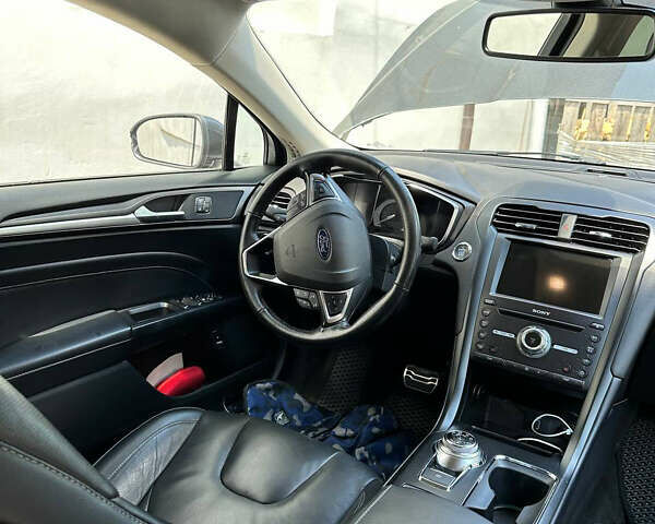 Форд Фьюжен, об'ємом двигуна 2 л та пробігом 153 тис. км за 15900 $, фото 6 на Automoto.ua