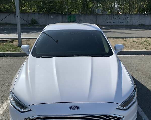 Форд Фьюжн, объемом двигателя 2 л и пробегом 164 тыс. км за 12599 $, фото 2 на Automoto.ua