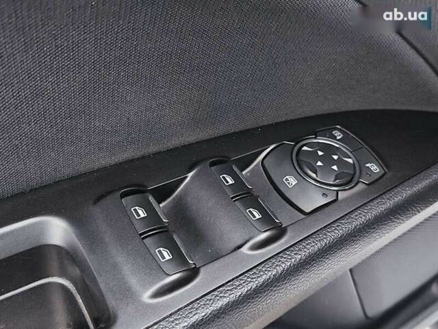 Форд Фьюжн, объемом двигателя 1.5 л и пробегом 132 тыс. км за 11990 $, фото 14 на Automoto.ua