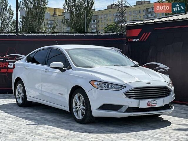 Форд Фьюжн, объемом двигателя 2 л и пробегом 150 тыс. км за 12800 $, фото 14 на Automoto.ua