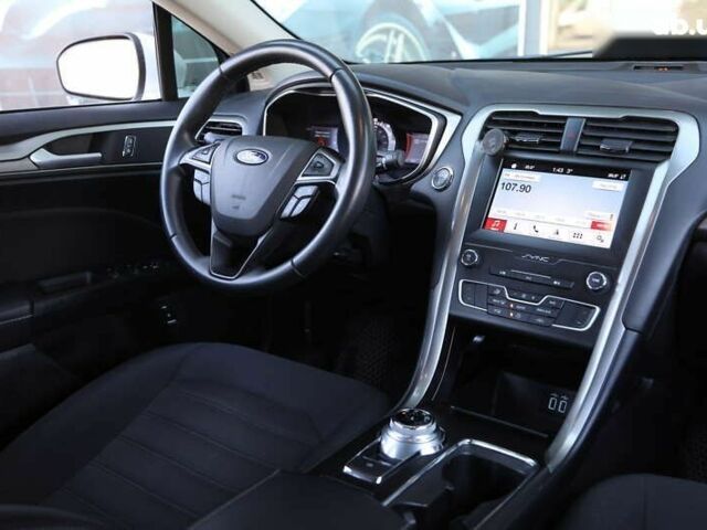 Форд Фьюжн 2018 в Харькове на Automoto.ua Форд Фьюжн, объемом двигателя 0 л и пробегом 55 тыс. км за 16500 $, фото 9 на Automoto.ua