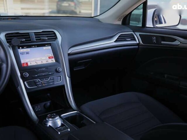 Форд Фьюжн 2018 в Харькове на Automoto.ua Форд Фьюжн, объемом двигателя 0 л и пробегом 55 тыс. км за 16500 $, фото 11 на Automoto.ua