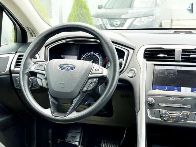 Форд Фьюжн, объемом двигателя 1.5 л и пробегом 35 тыс. км за 12500 $, фото 27 на Automoto.ua