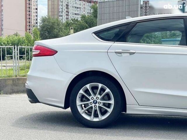 Форд Фьюжн, объемом двигателя 1.5 л и пробегом 35 тыс. км за 12500 $, фото 13 на Automoto.ua