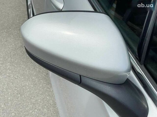 Форд Фьюжн, объемом двигателя 1.5 л и пробегом 35 тыс. км за 12500 $, фото 24 на Automoto.ua