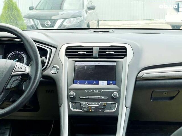 Форд Фьюжн, объемом двигателя 1.5 л и пробегом 35 тыс. км за 12500 $, фото 29 на Automoto.ua