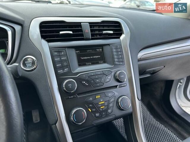 Форд Фьюжн, объемом двигателя 2 л и пробегом 150 тыс. км за 12800 $, фото 43 на Automoto.ua